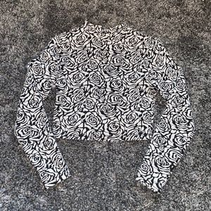 Black & White Floral Print Cropped Sweater - Women's Size Small